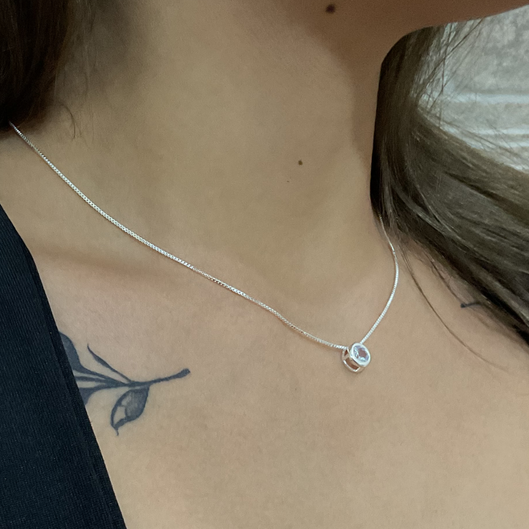 Colar de Prata Ponto de Luz