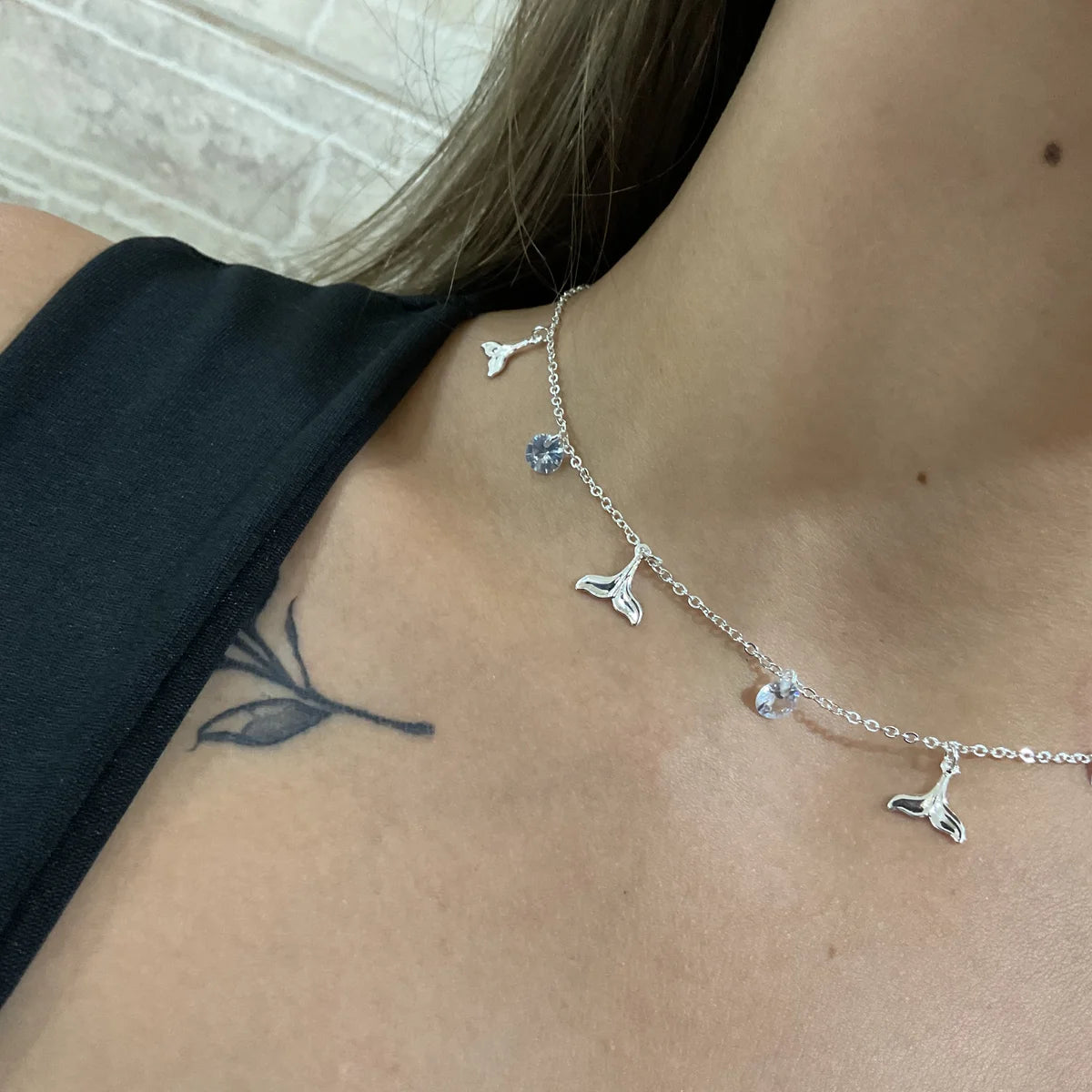 Colar de Prata Pingentes Sereia e Pedras Cravejadas