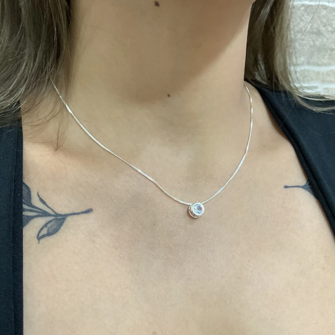 Colar de Prata Ponto de Luz