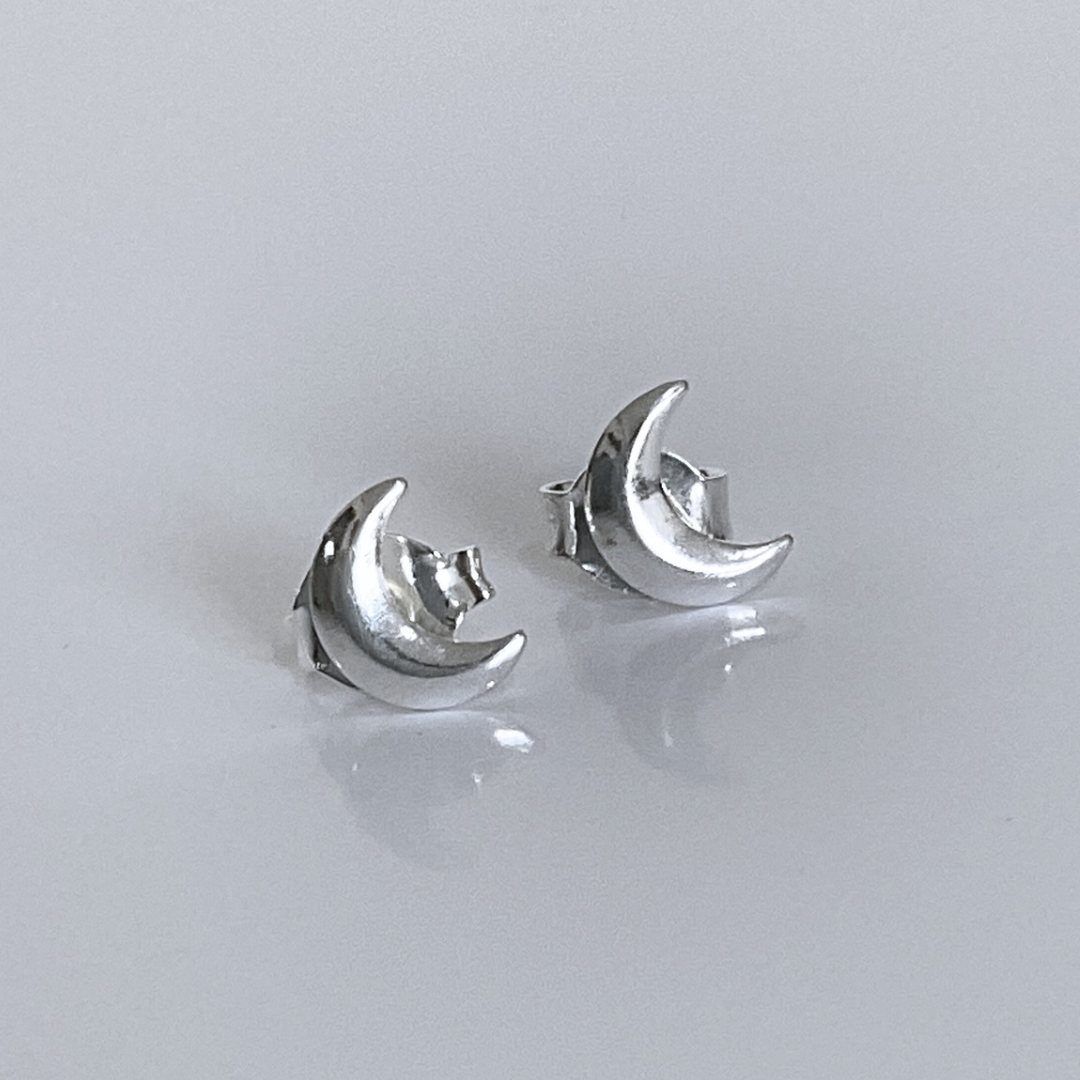 Brinco de Prata 925 em formato de Lua