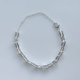 Pulseira Feminina Folheada em Formato de Corrente com elos Detalhados