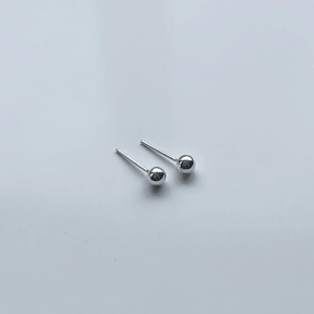 Brinco Bolinha de Prata