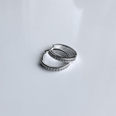 Brinco Prateado Argola Cravejada [Antialérgico]